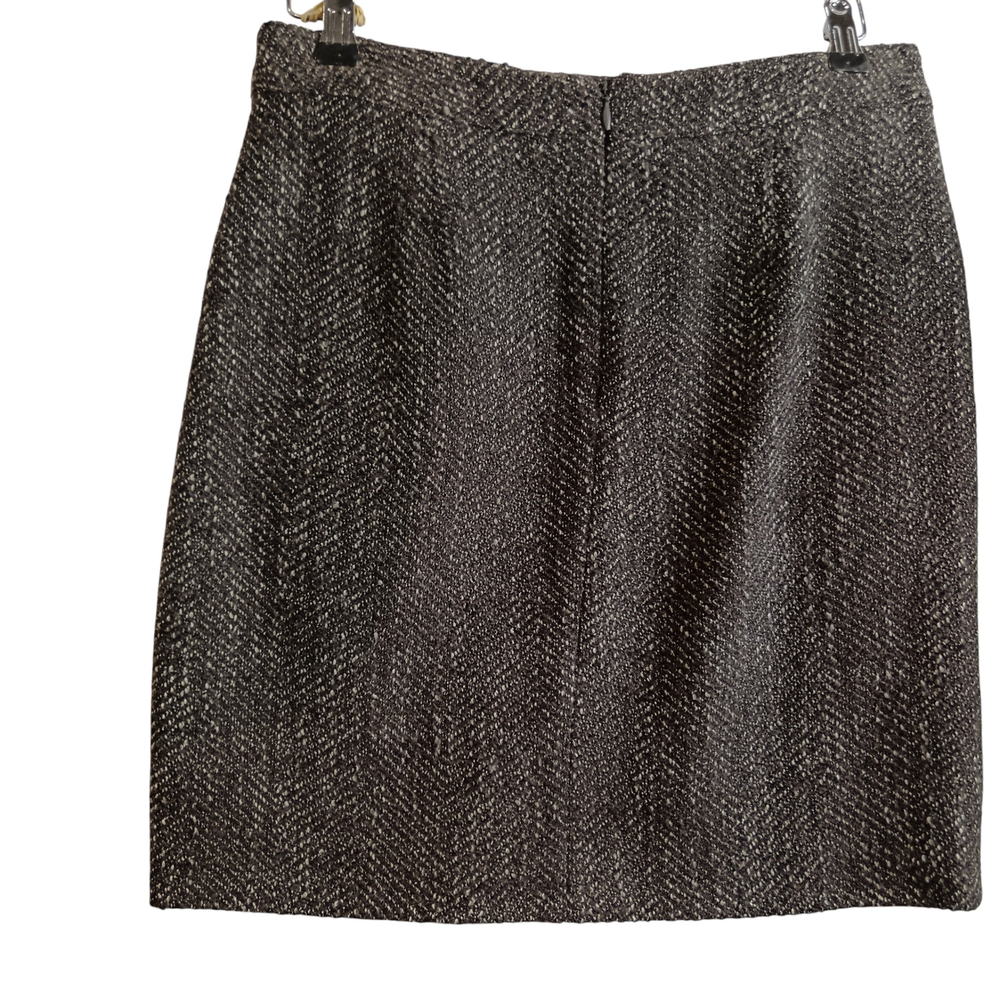 Back image for  Weekend by Max Mara Short Women's Skirt With Pockets  UK 8 - Womenswear | Pre-loved