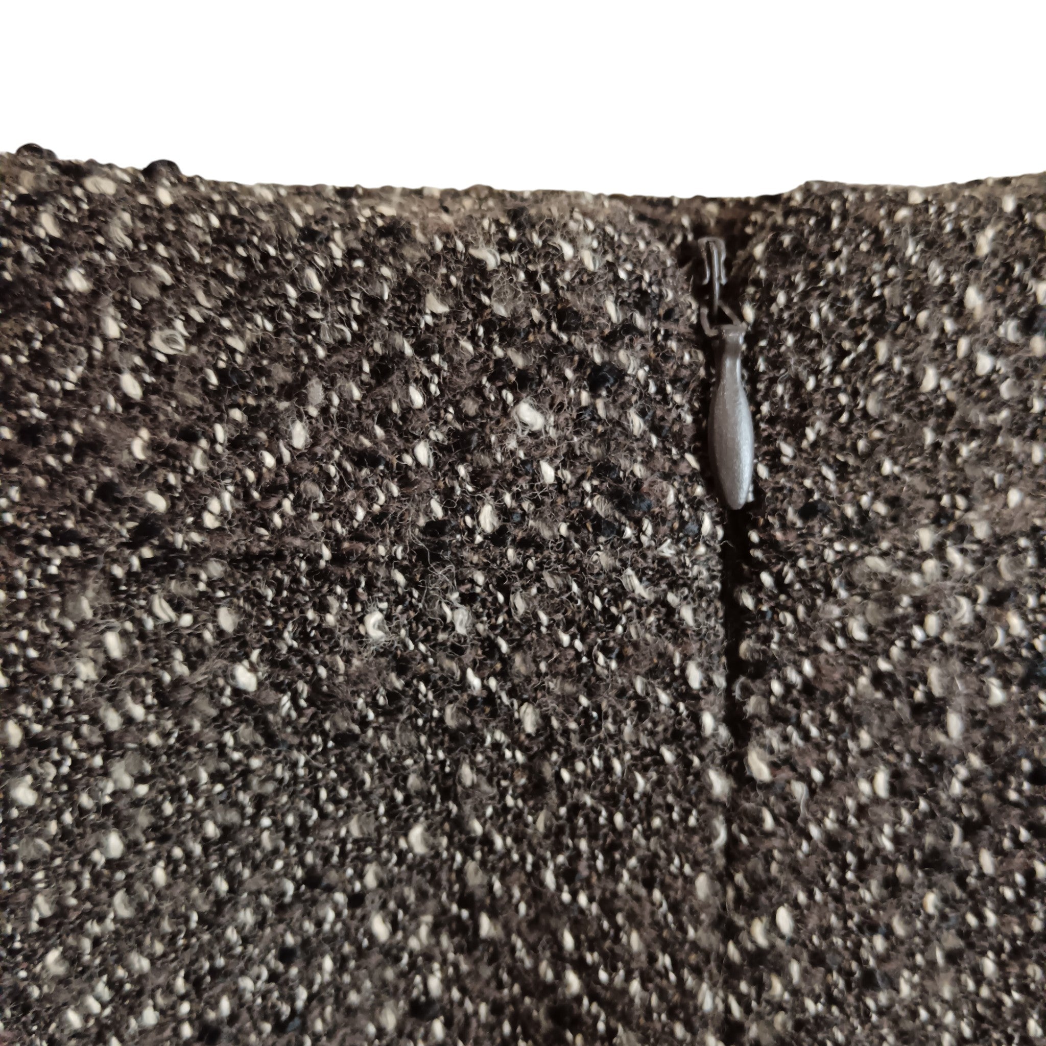 Back close up image for Weekend by Max Mara Short Women's Skirt With Pockets  UK 8 - Womenswear | Pre-loved