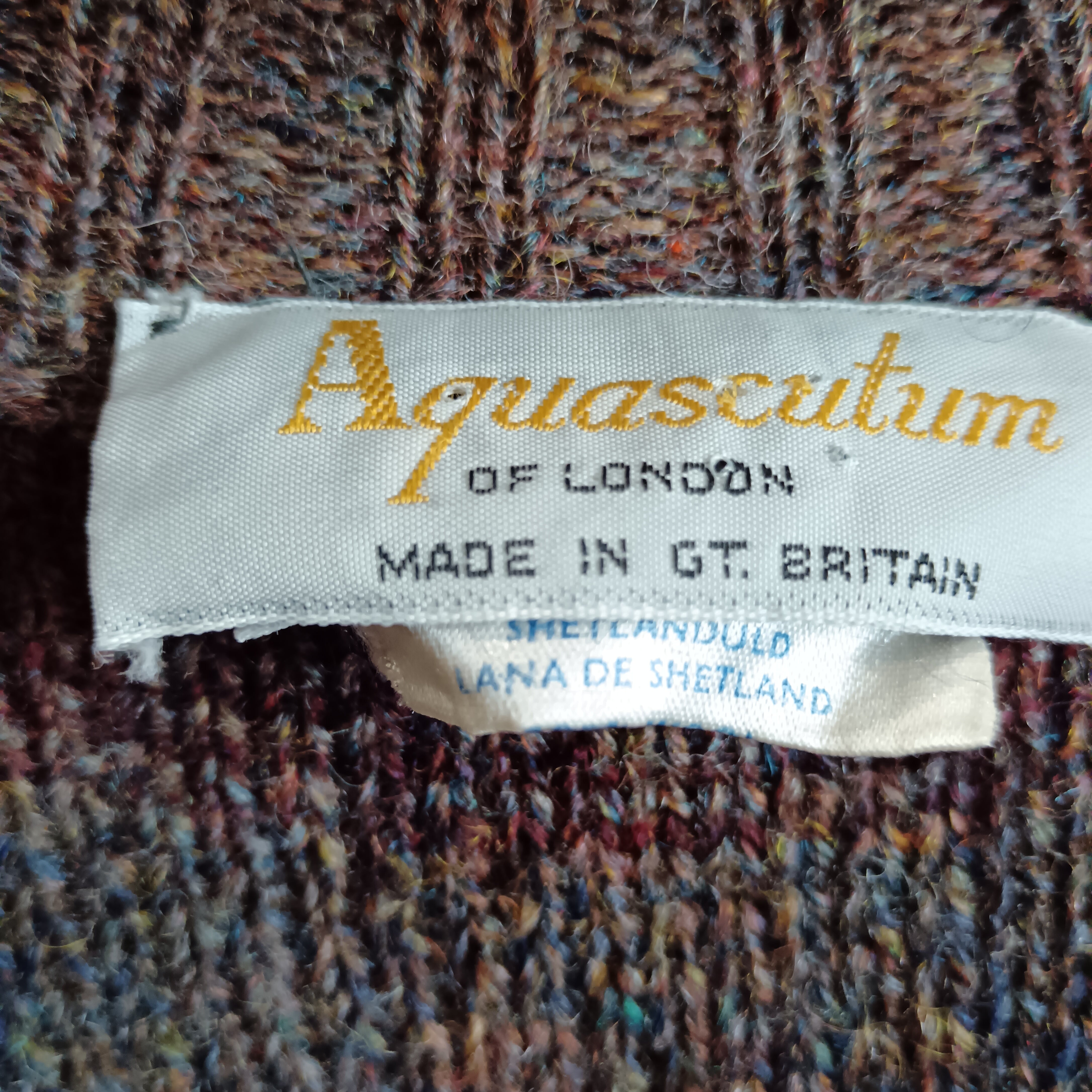 Label image for Aquascutum Shetland Wool Knitted Brown Geometric Pattern Poncho One Size Womenswear | Pre-loved