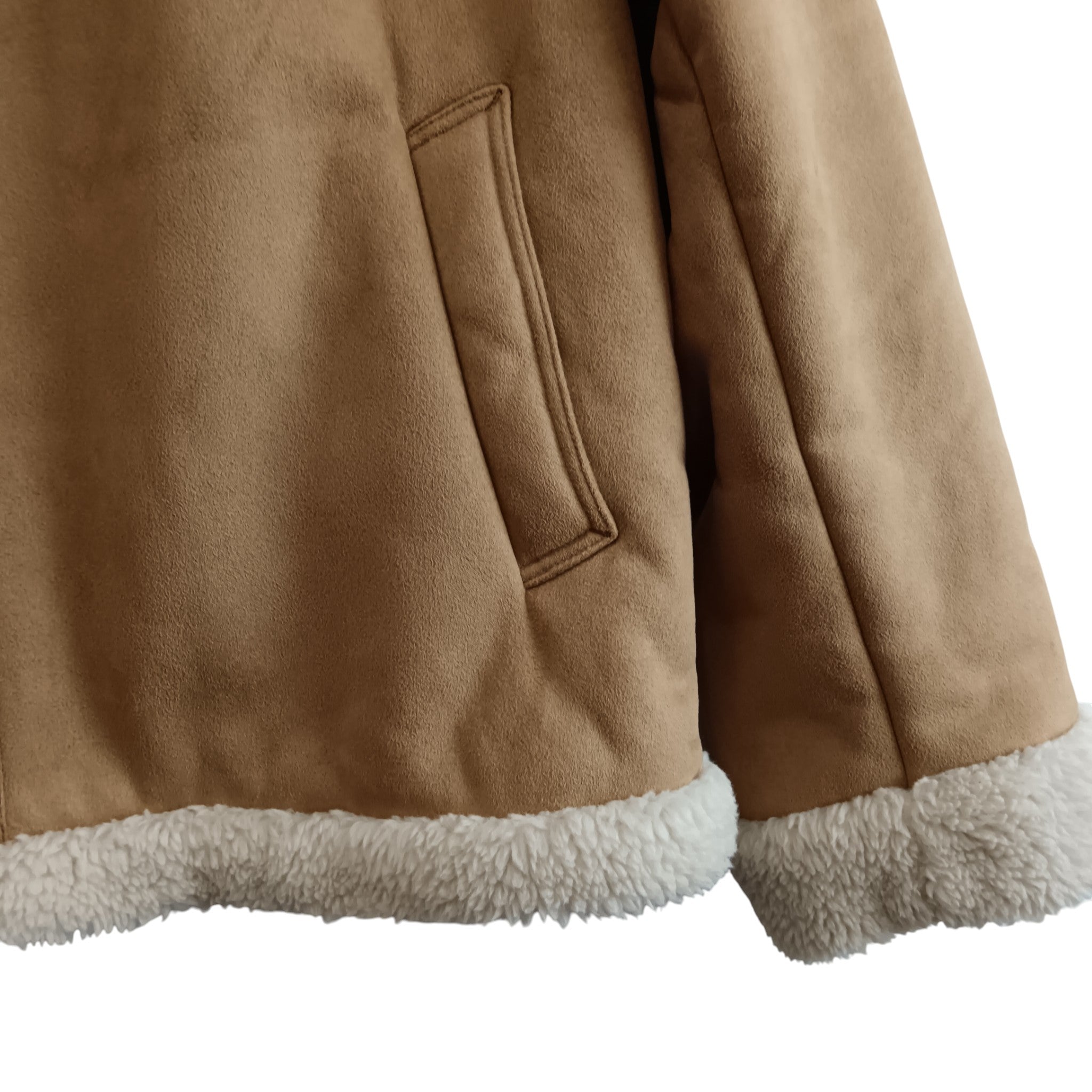 Close up image for UNIQLO Ladies Brown Sherpa Bomber Jacket UK X-Large - Womenswear | Pre-loved