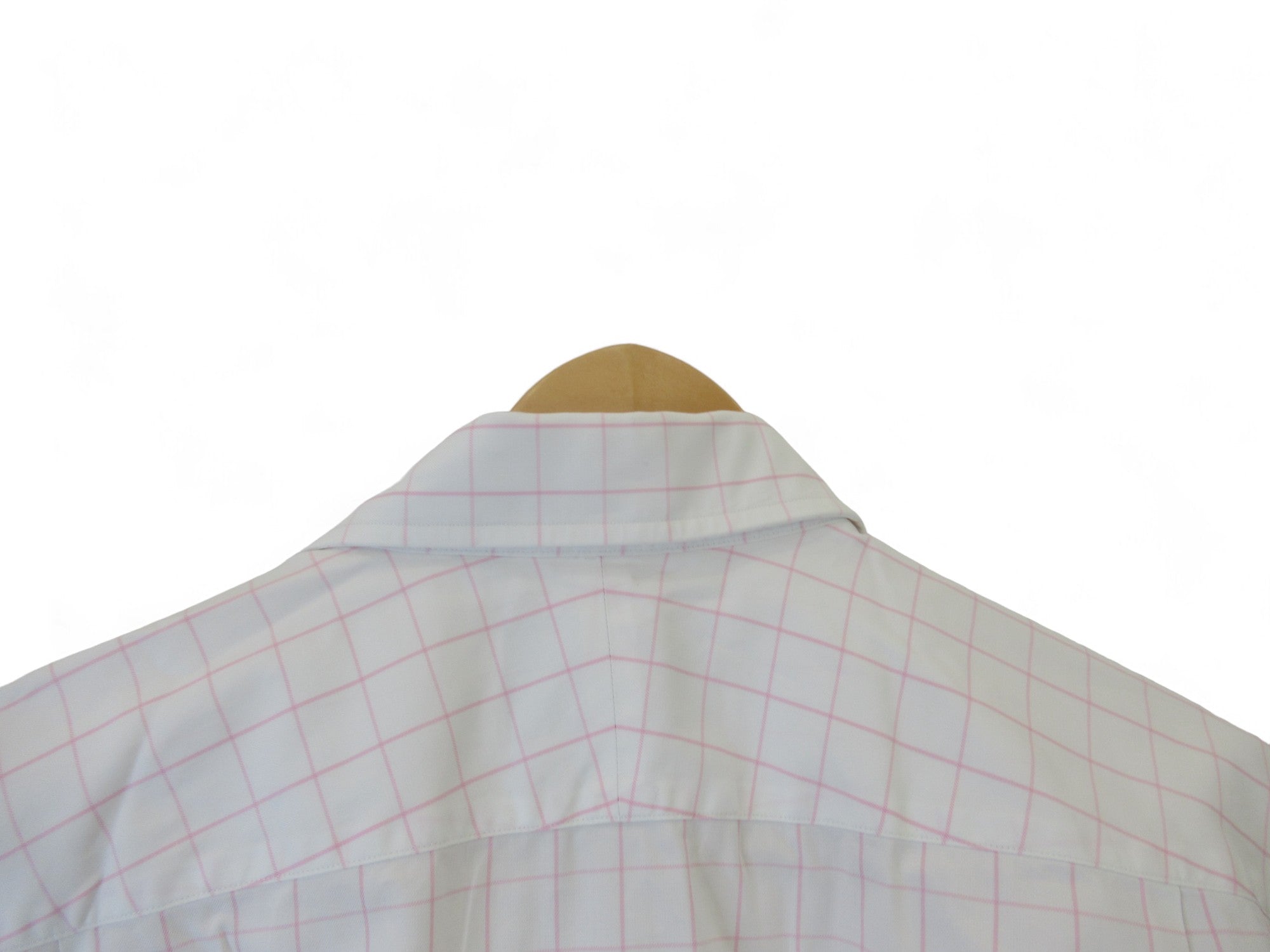 Close up collar image for Thomas Pink White Pink Check 17.5" Formal Shirt Menswear | Preloved 