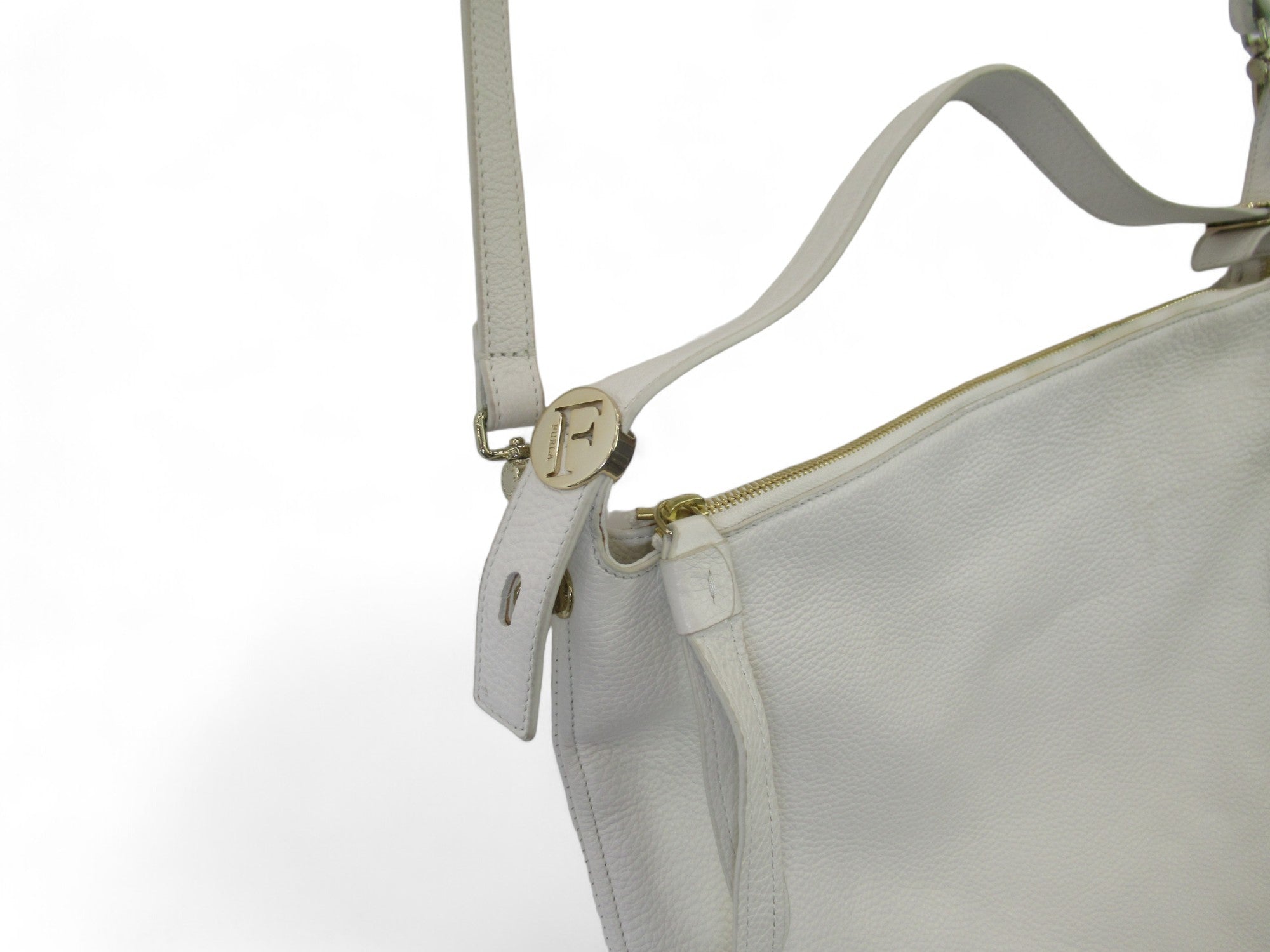 Hardware image for Furla Large White Leather Handbag Womenswear | Preloved 