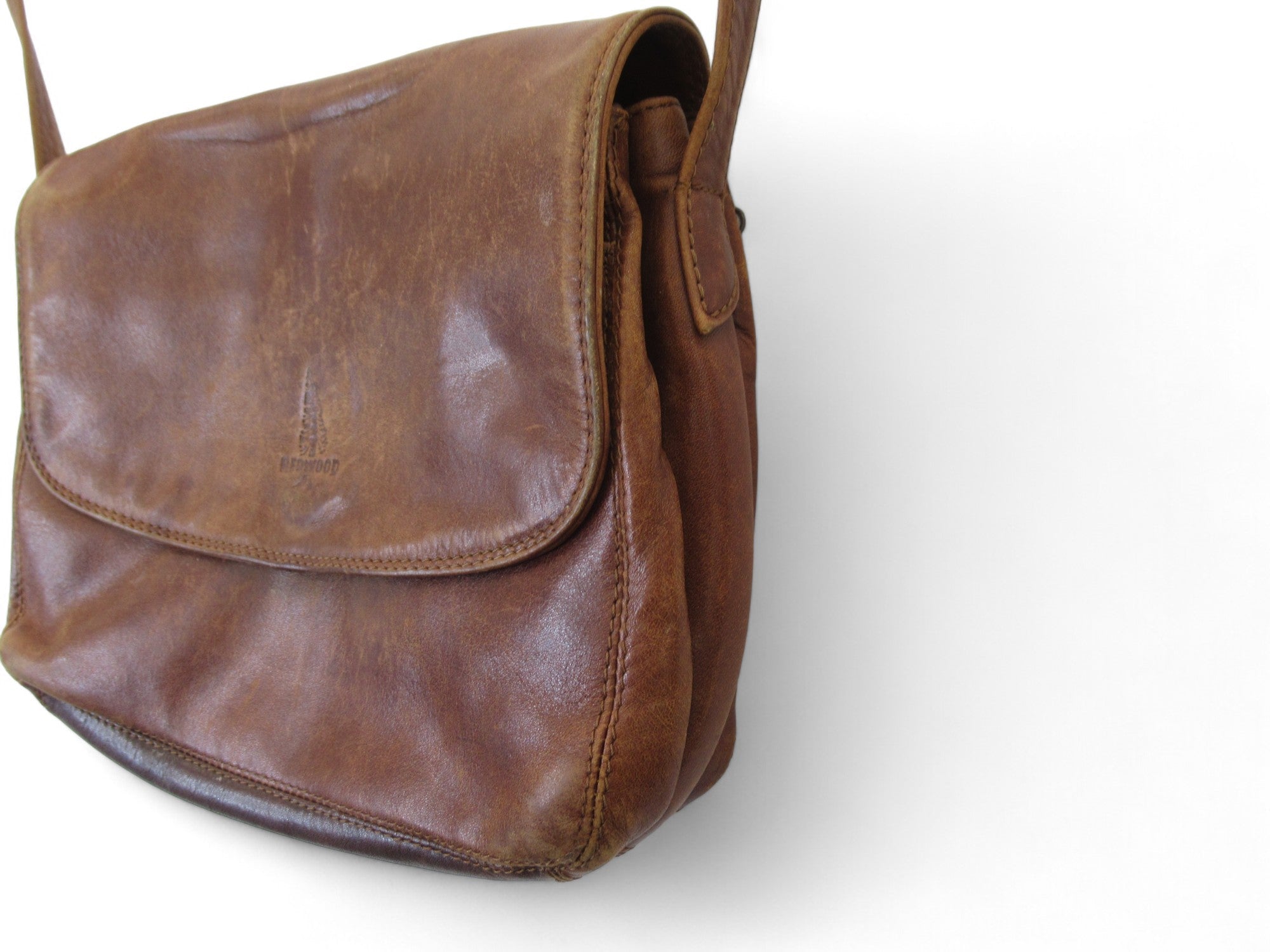 Side image for Redwood Tula Vintage Leather Brown Crossbody Bag Womenswear | Preloved