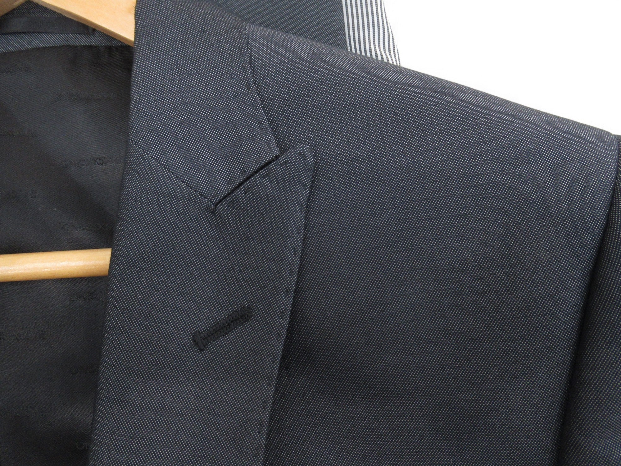 Close up shoulder image for OneSixFive 3 Piece Suit Grey 42S 36S Slim Fit Menswear | Preloved