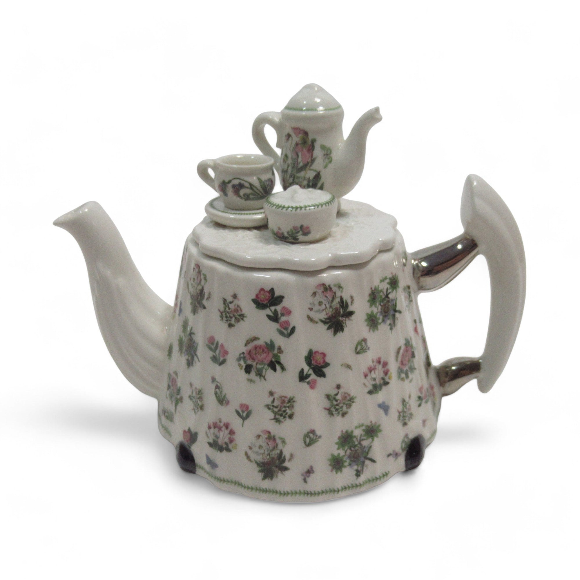 Front image of Portmeirion Botanic Garden Miniature Teapot 1-Cup 6 Oz.