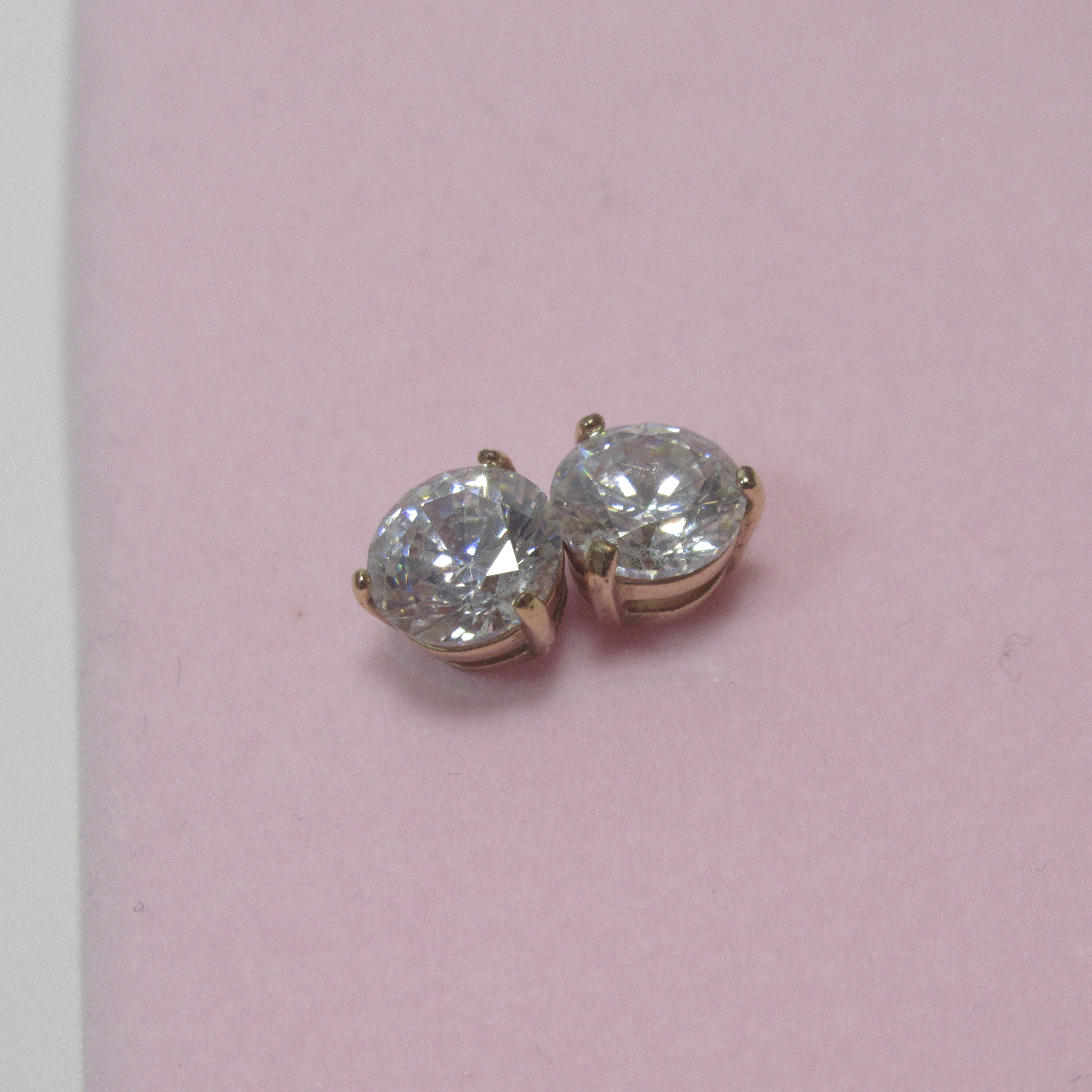 Close up image of Swarovski Stud Earrings w/ Presentation Box Jewellery