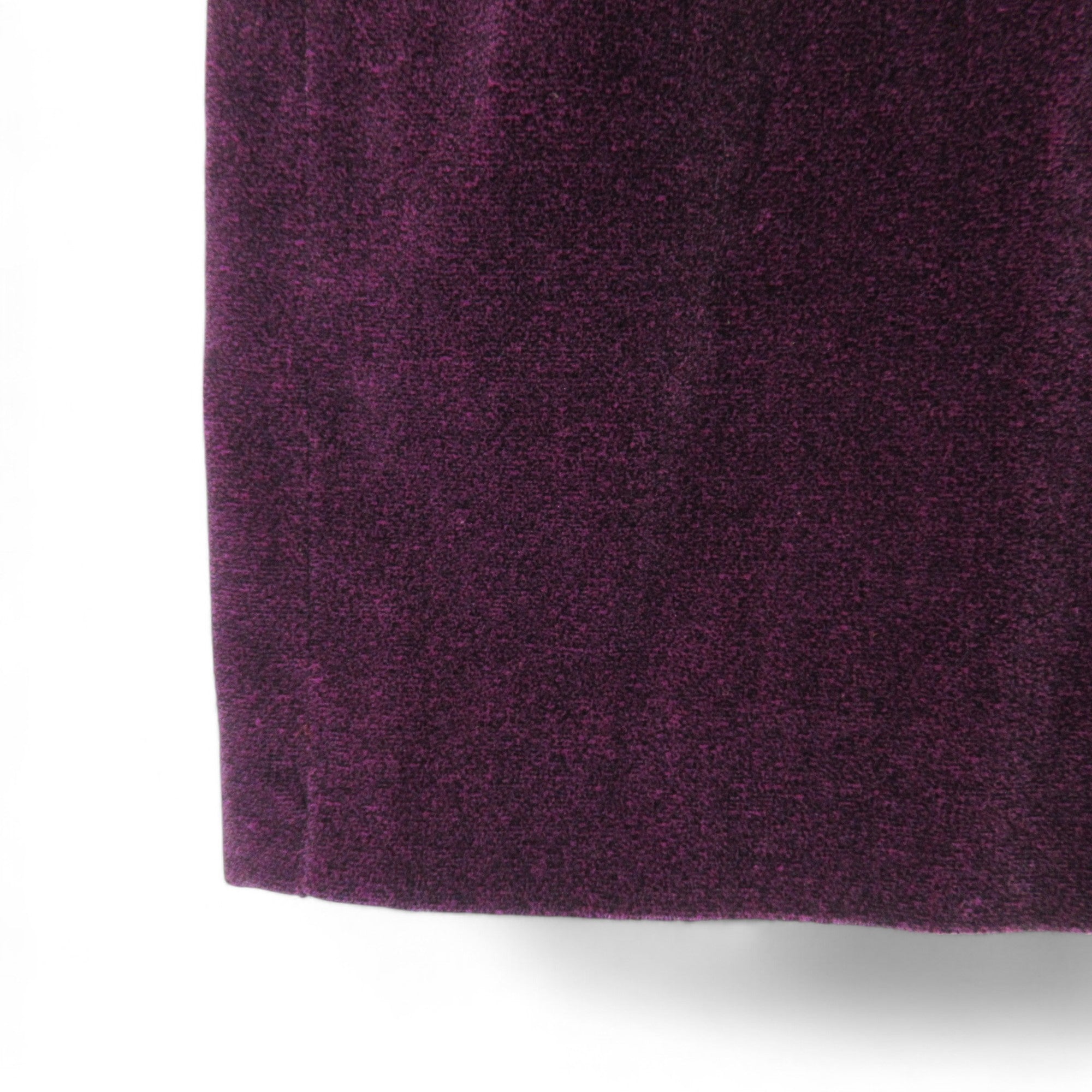 close up image for Ungarc Parallele Paris UK 10 Purple Velvet Vintage Skirt Womenswear | Preloved 