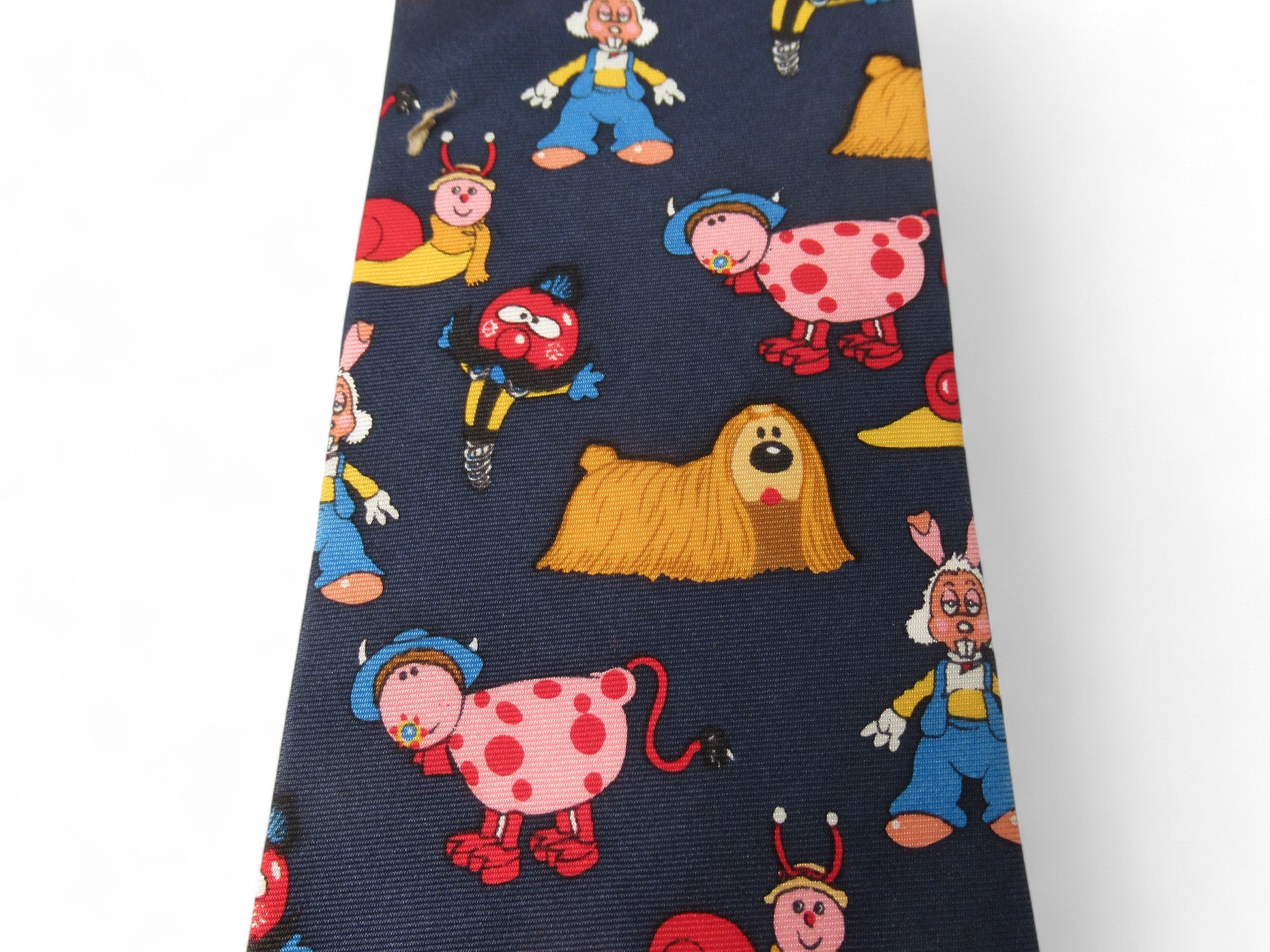 close up image for Mad Dog & Englishman Magic Roundabout Silk Tie Menswear | Preloved