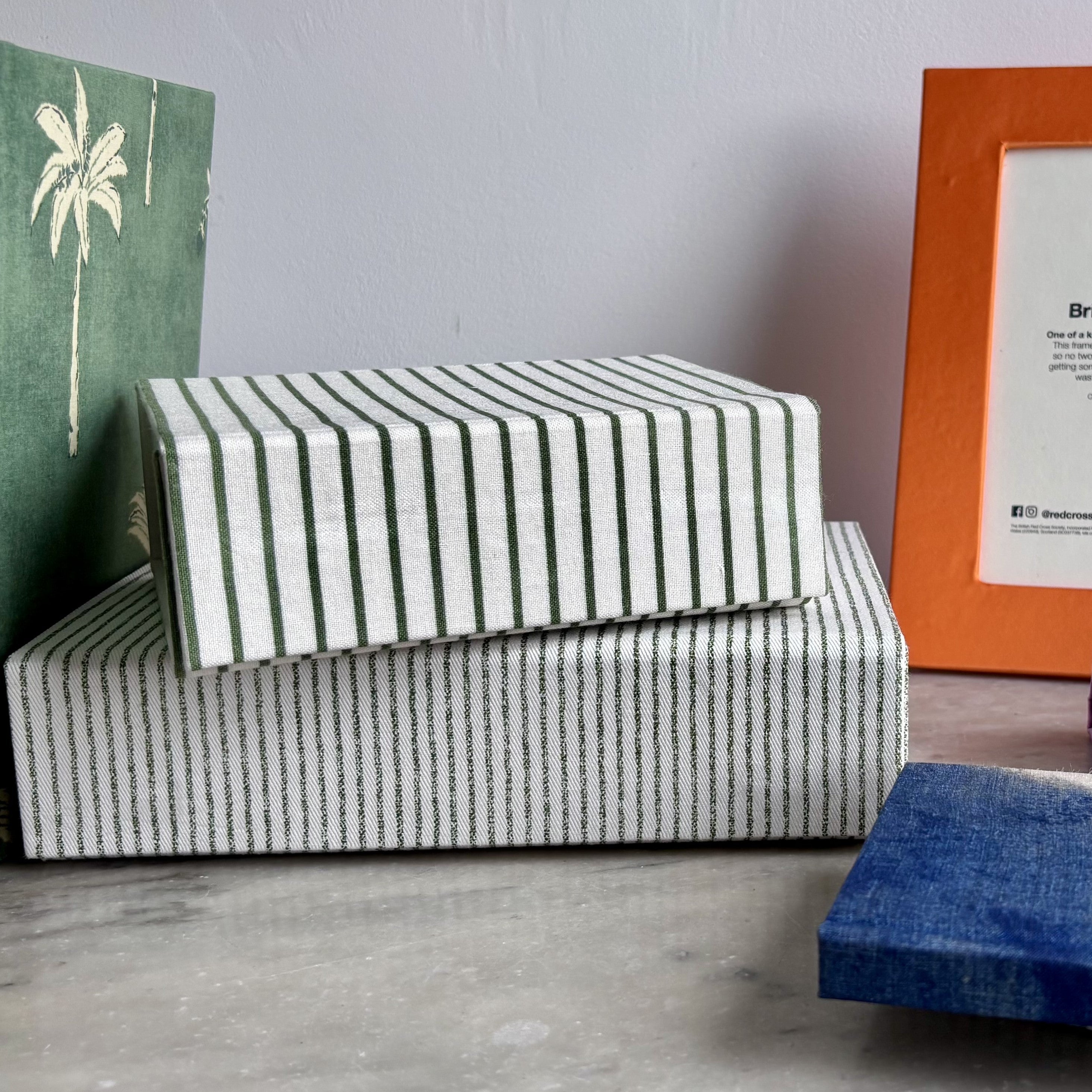 A5 collapsible box | Redcross Stitched and Kapdaa