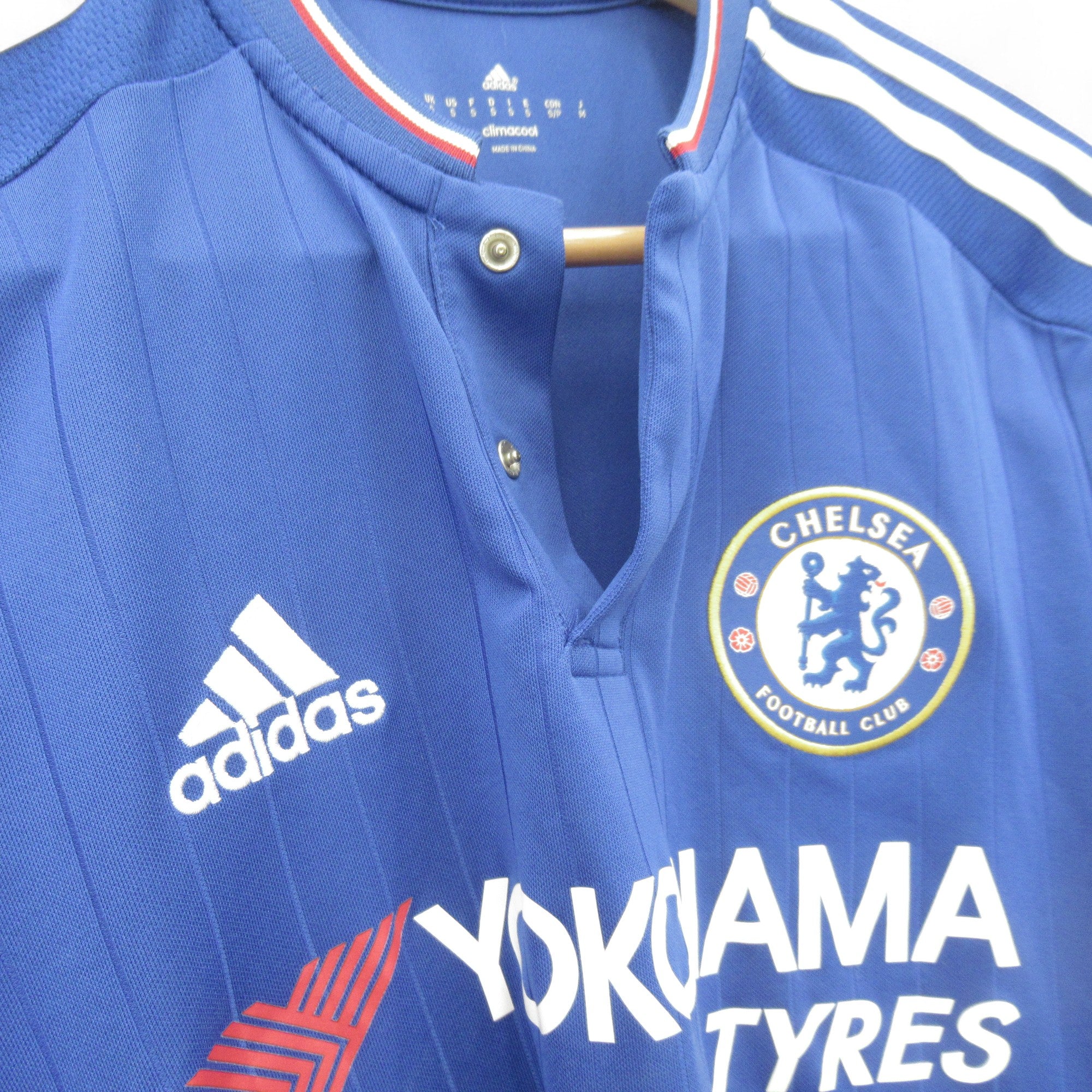 Men's Chelsea FC Football Shirt Small UK Sports Yokohama | Pre-loved