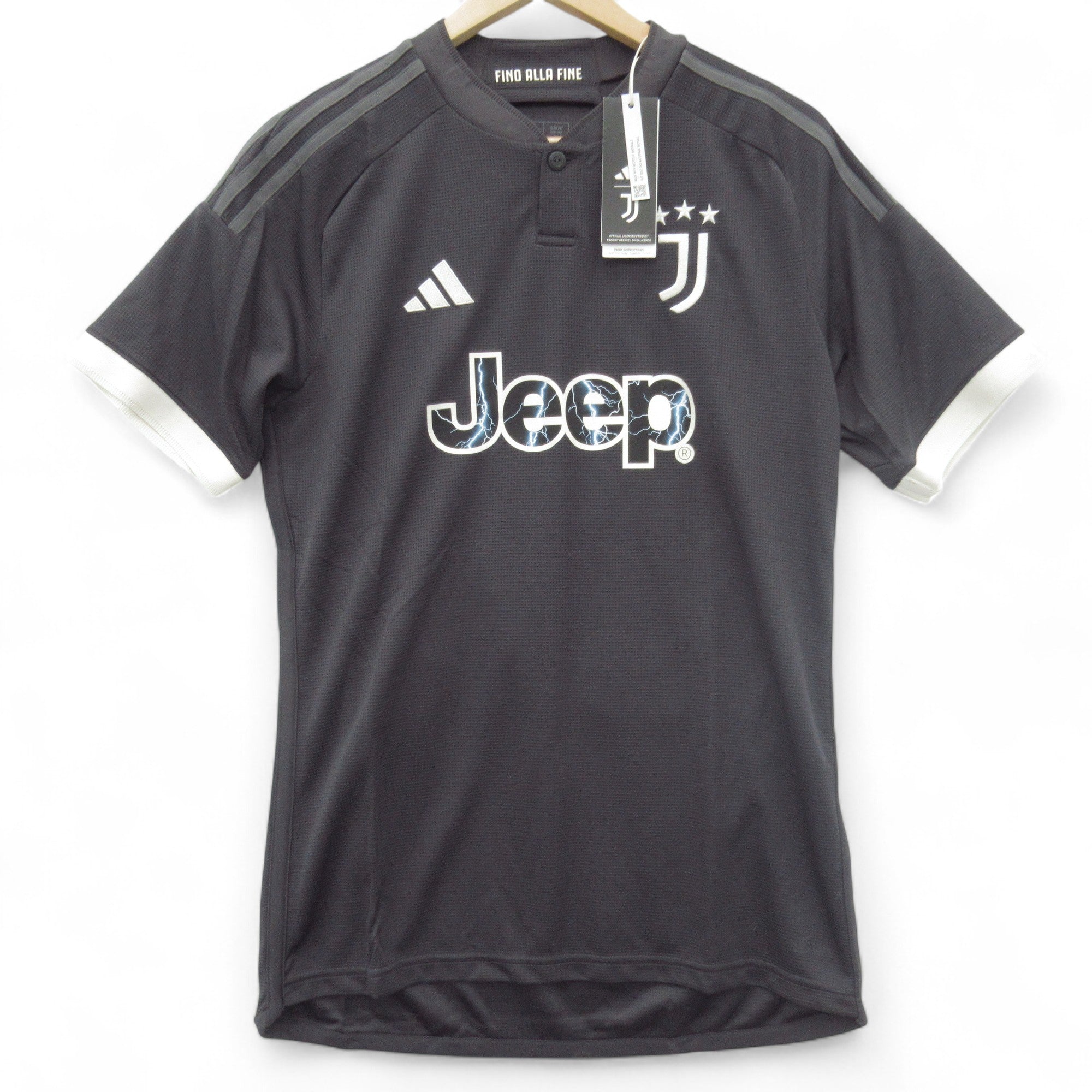 Juventus FC Football Shirt M Nike Sports Slim Fit w/ Tags | Pre-loved