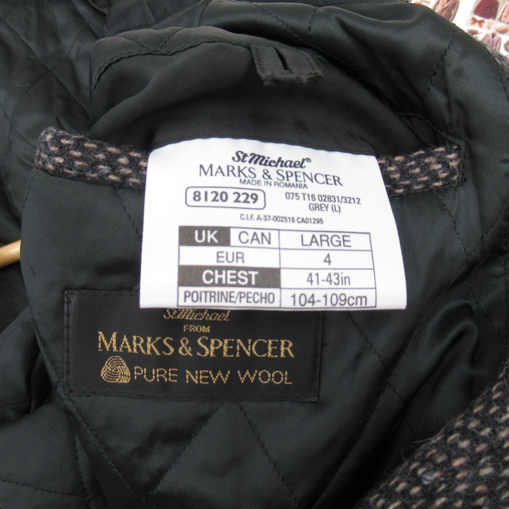 Size label for Marks & Spencer Large Black Overcoat Menswear 