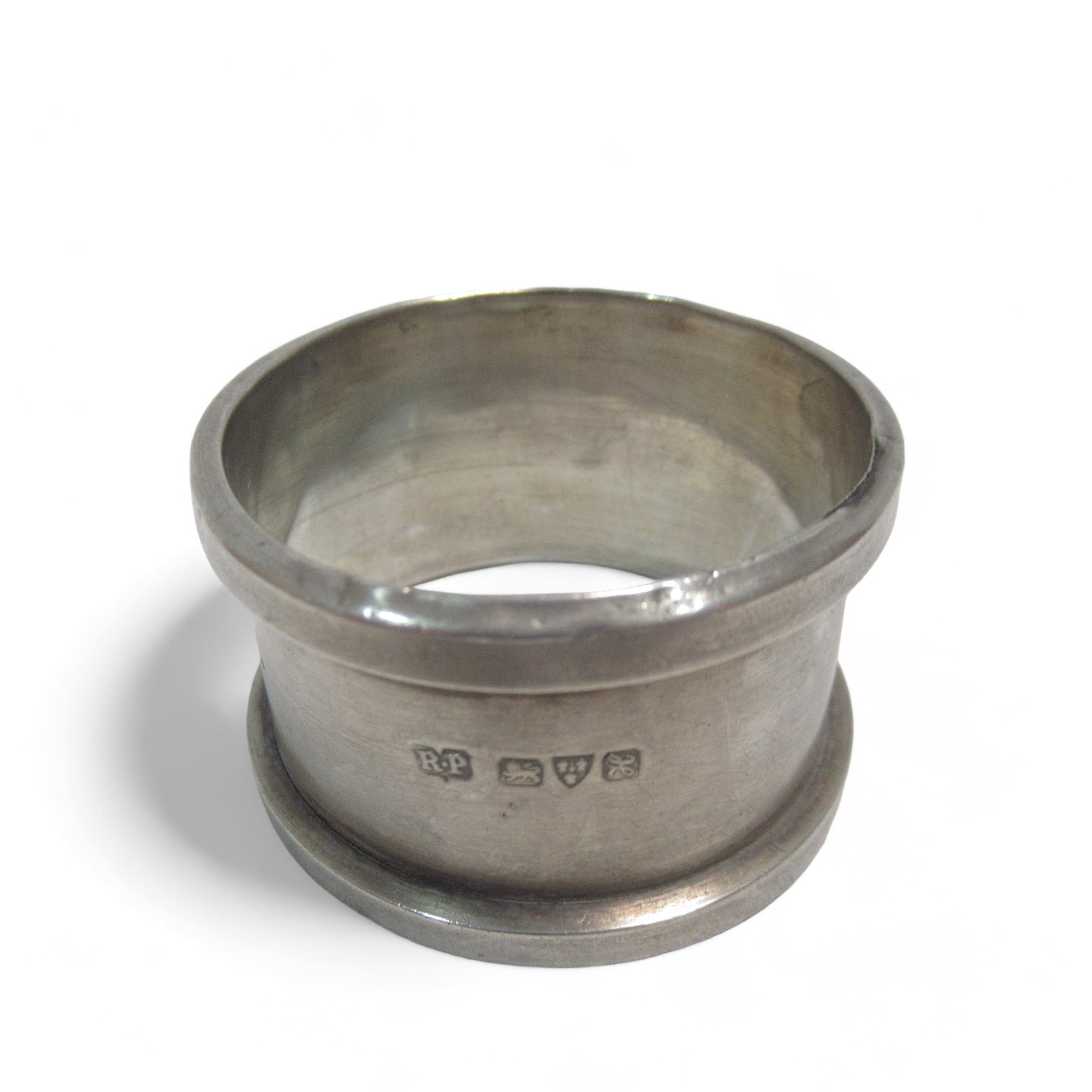 rear image of Silver Napkin Ring By Robert Pringle & Sons Chester