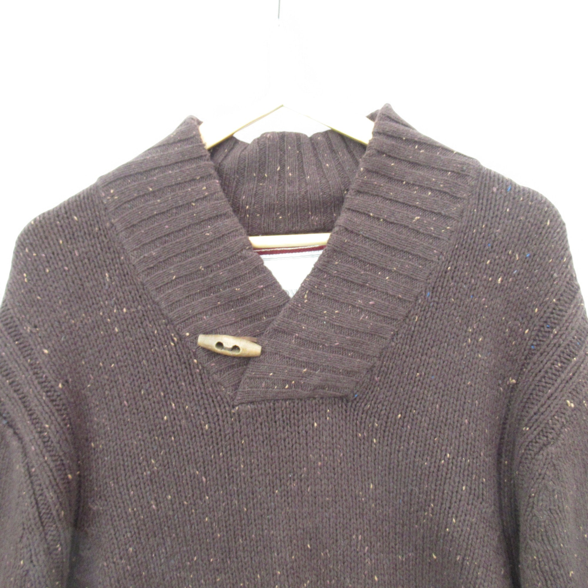 neckline image for Howick Jumper XXL Brown Knitwear Menswear | Pre-loved