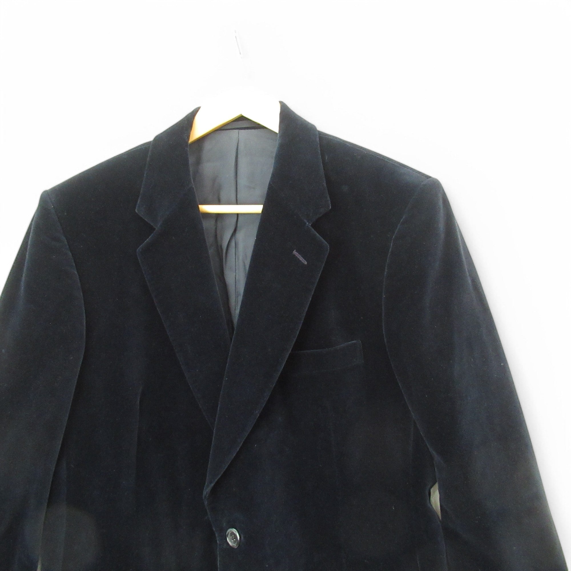 front image for St Michael Vintage Velvet Blazer Navy 41-42 Menswear | Pre-loved