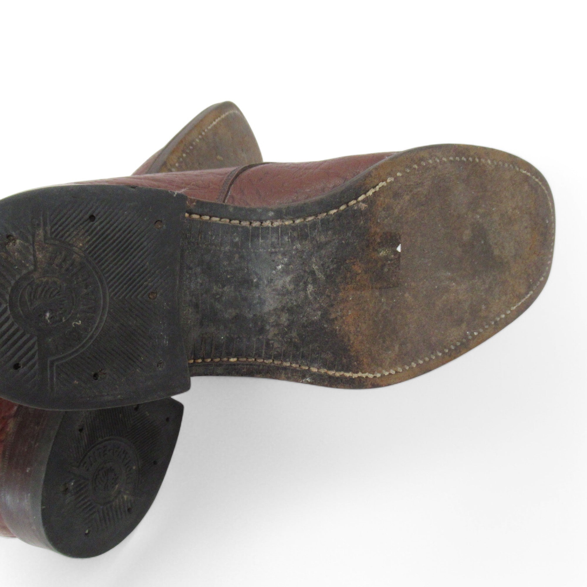 outer sole image for Loake Brogue Leather Shoes UK 8 Brown Menswear | Pre-loved 