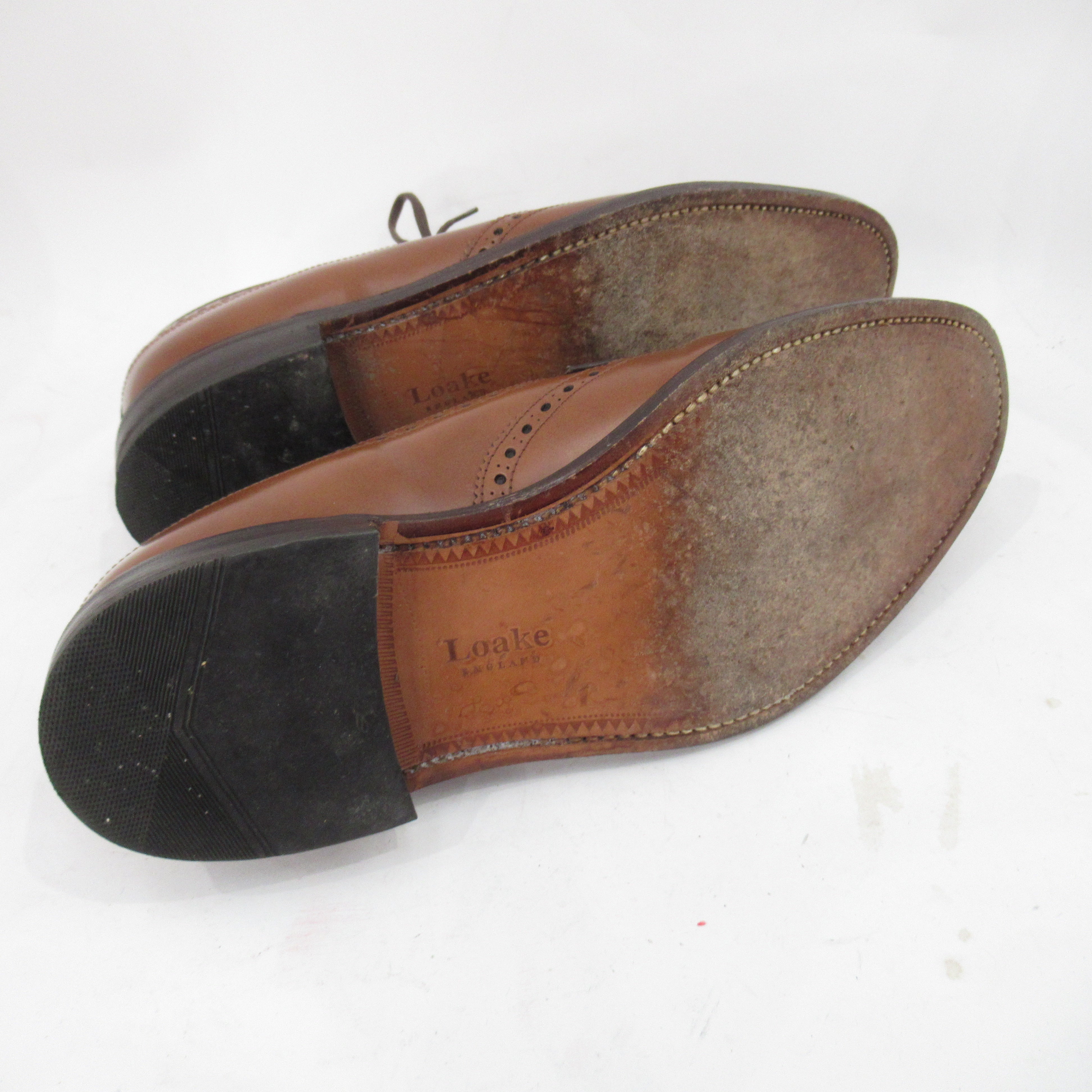 outer sole image for Loake Brogue Leather Shoes UK 9 Brown Menswear | Pre-loved 