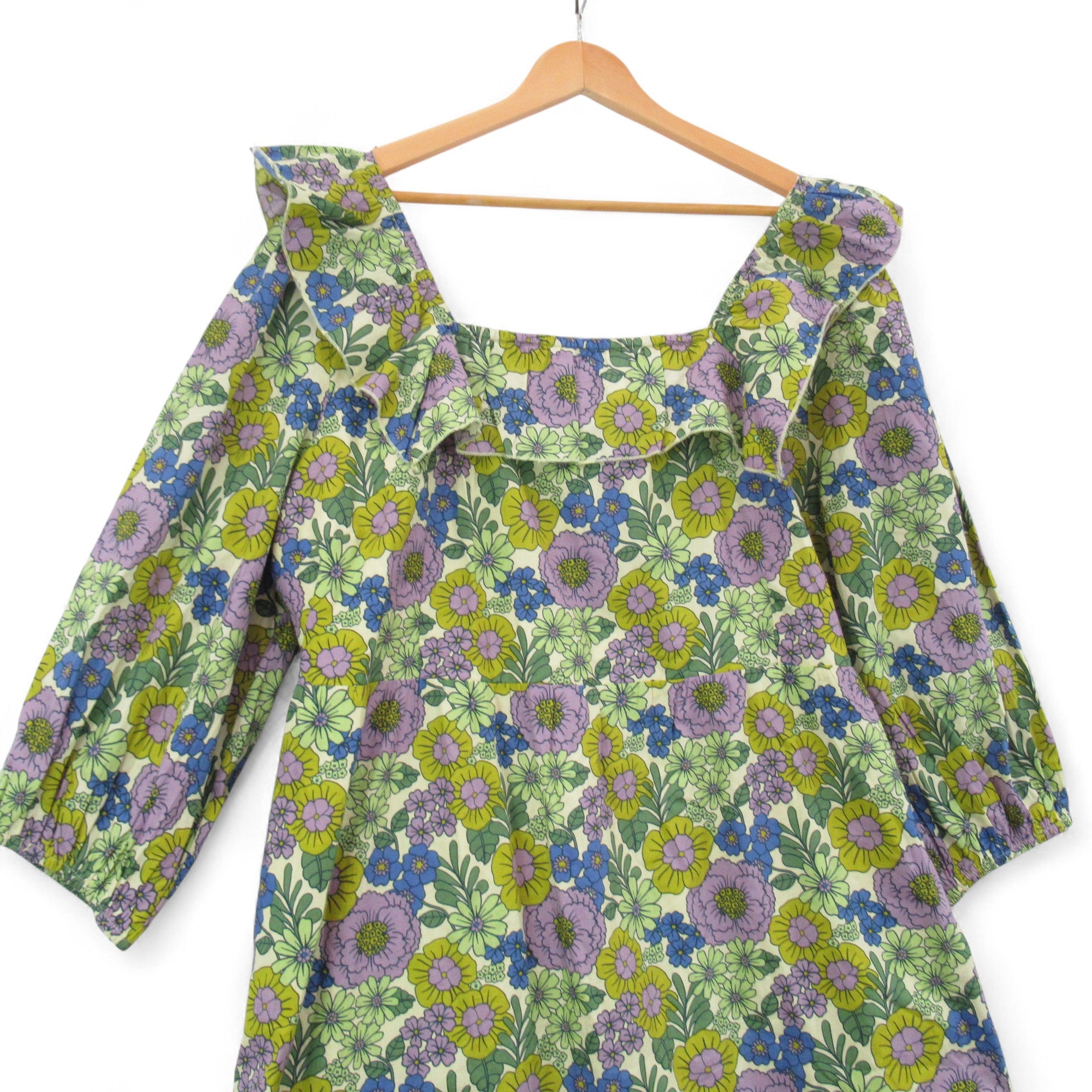 front image for Joanie Clothing Floral Dress Green UK 22 Womenswear | Pre-loved