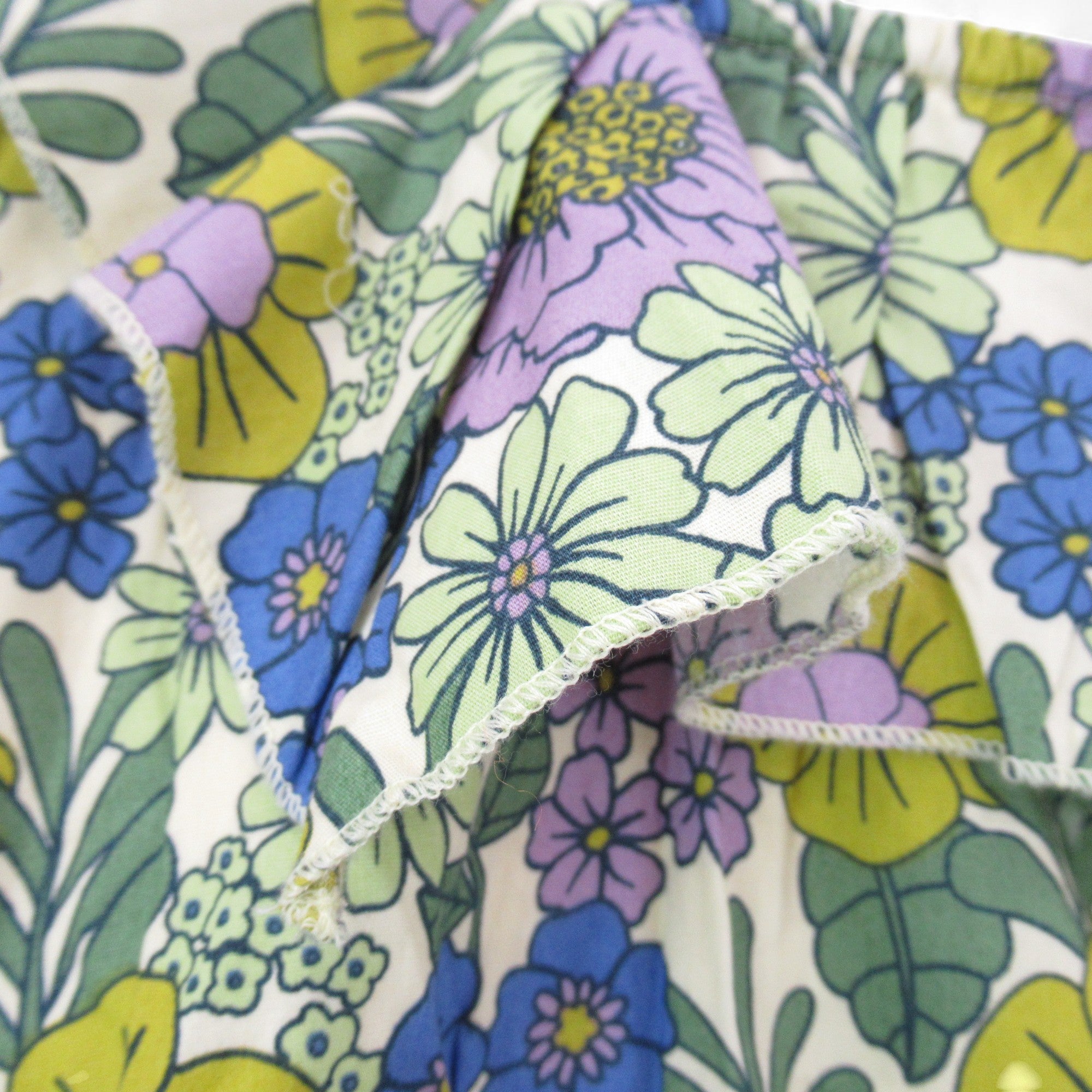 close up image for Joanie Clothing Floral Dress Green UK 22 Womenswear | Pre-loved