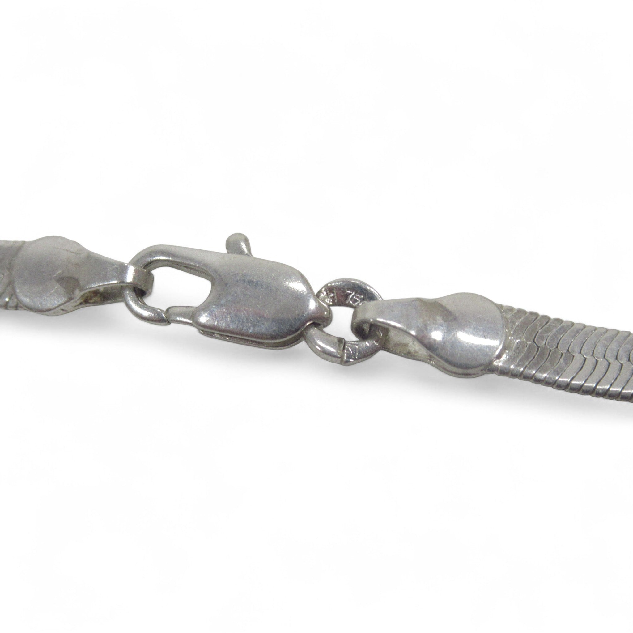 18ct White Gold Necklace 8.6g Stamped 750 Vintage | Preloved