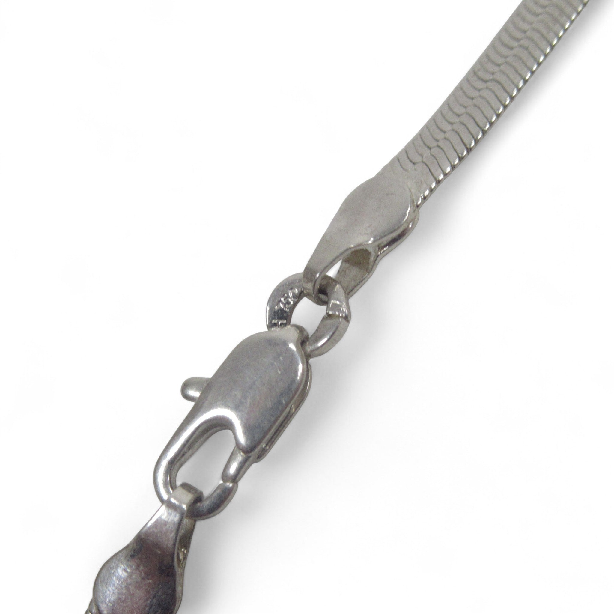 18ct White Gold Necklace 8.6g Stamped 750 Vintage | Preloved