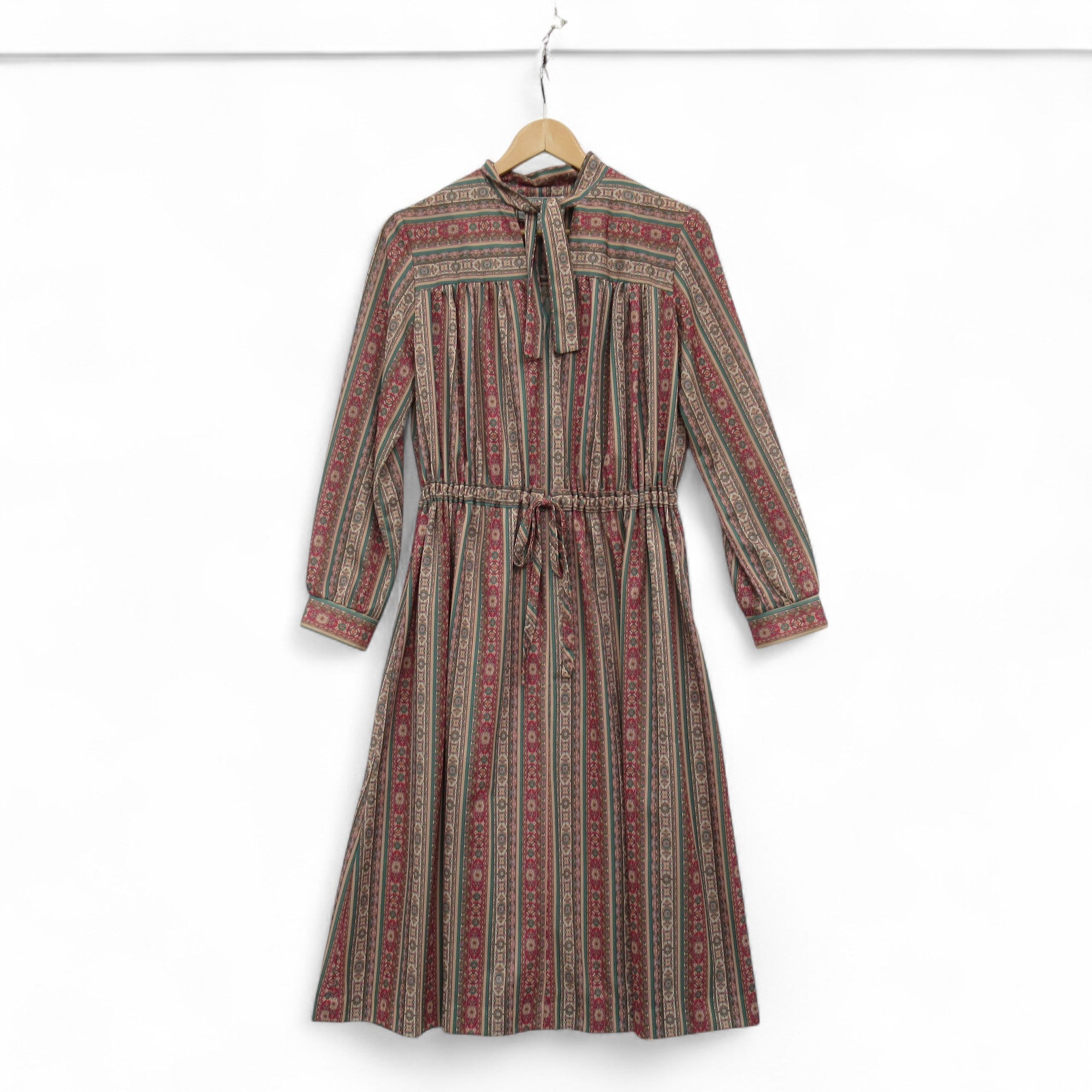 front image for English Lady Vintage Tea Dress UK 14 Multicoloured Womenswear | Pre-loved