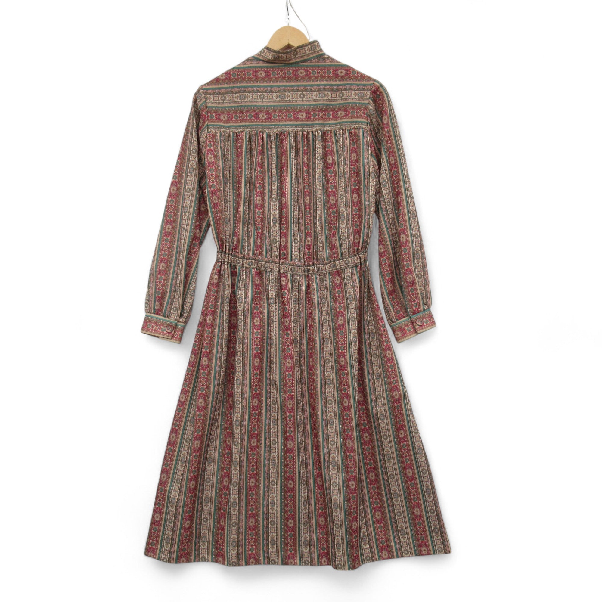 back image for English Lady Vintage Tea Dress UK 14 Multicoloured Womenswear | Pre-loved
