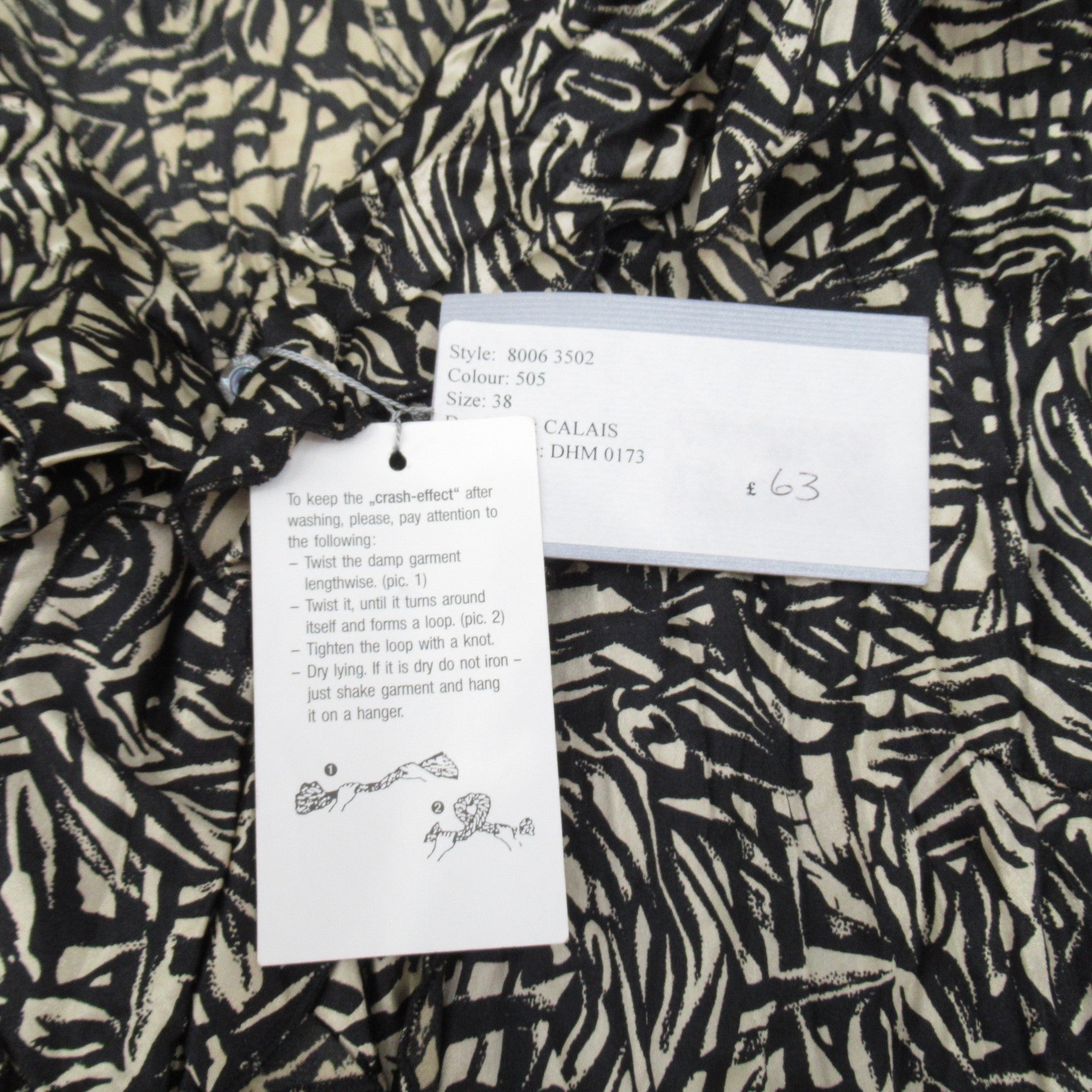 label image for Hammer Silk Blouse Skirt Outfit Black Gold UK 14 Womenswear | Pre-loved