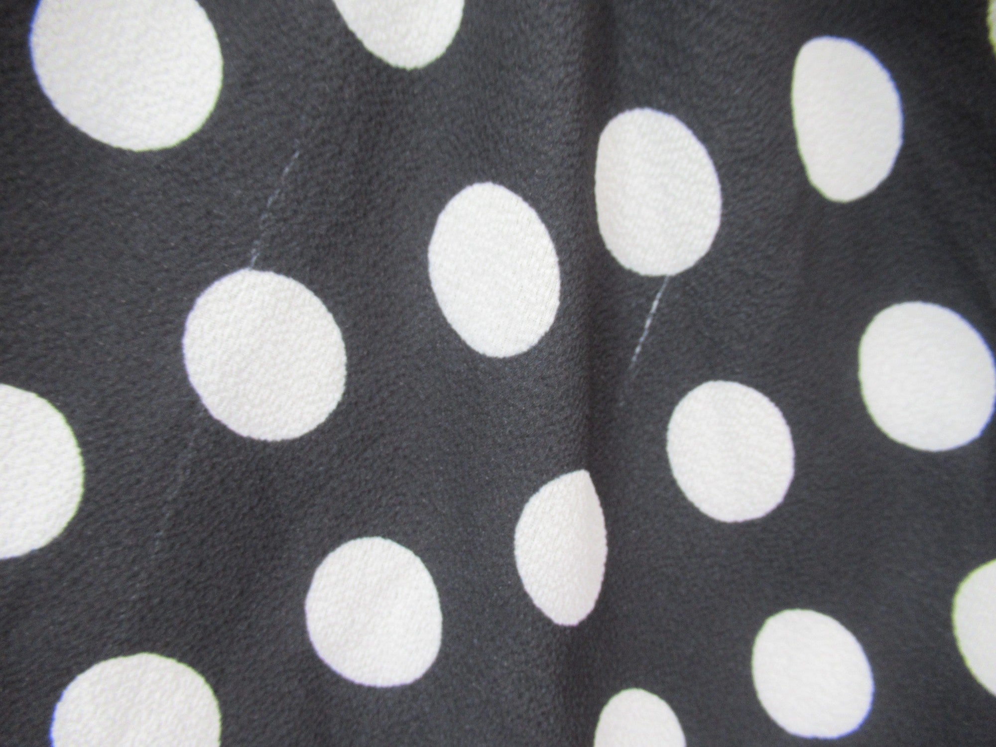 close up image for Yours Spotty Dress Black White UK 26/28 Womenswear | Pre-loved