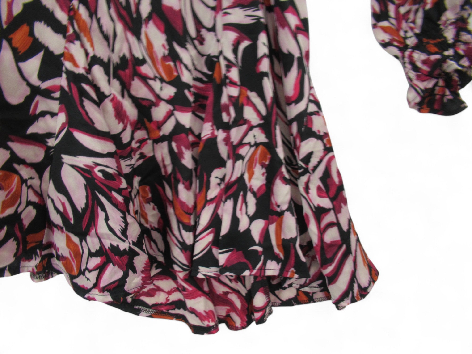 bottom image for Girl In Mind Silky Dress UK 22 Multicoloured Womenswear | Pre- loved 