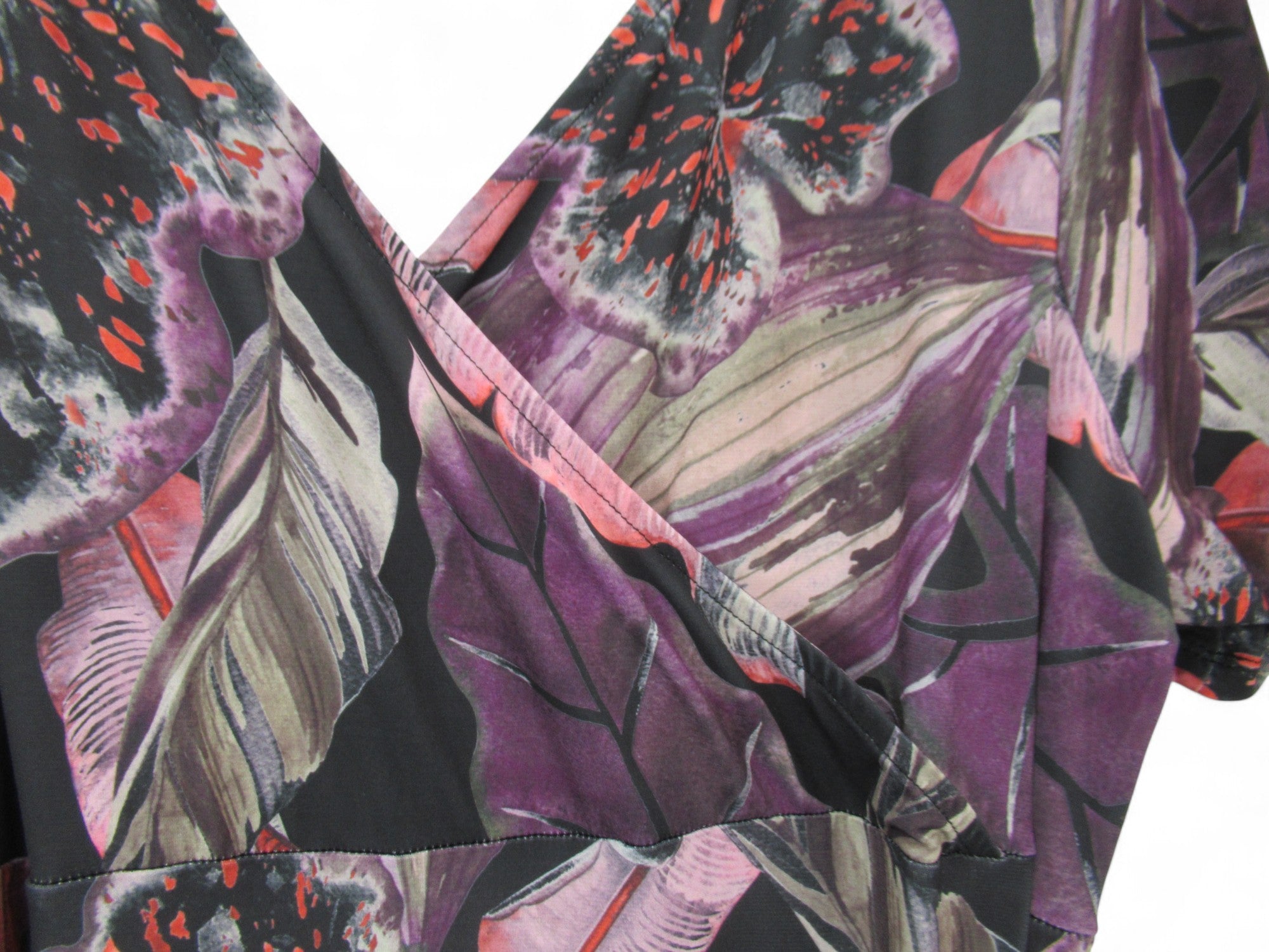 neckline image for Yours Belted Dress UK 22-24 Multicoloured Womenswear | Pre-loved 