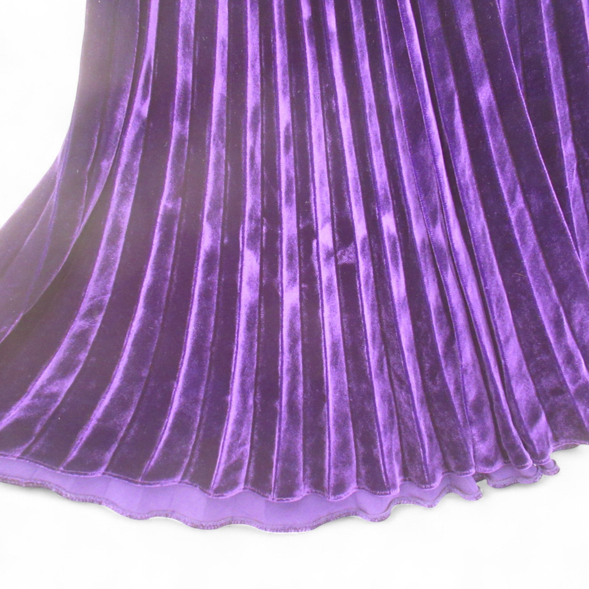 close up image for Edina Ronay London Velvet Skirt UK 10 Purple Womenswear | Pre-loved 