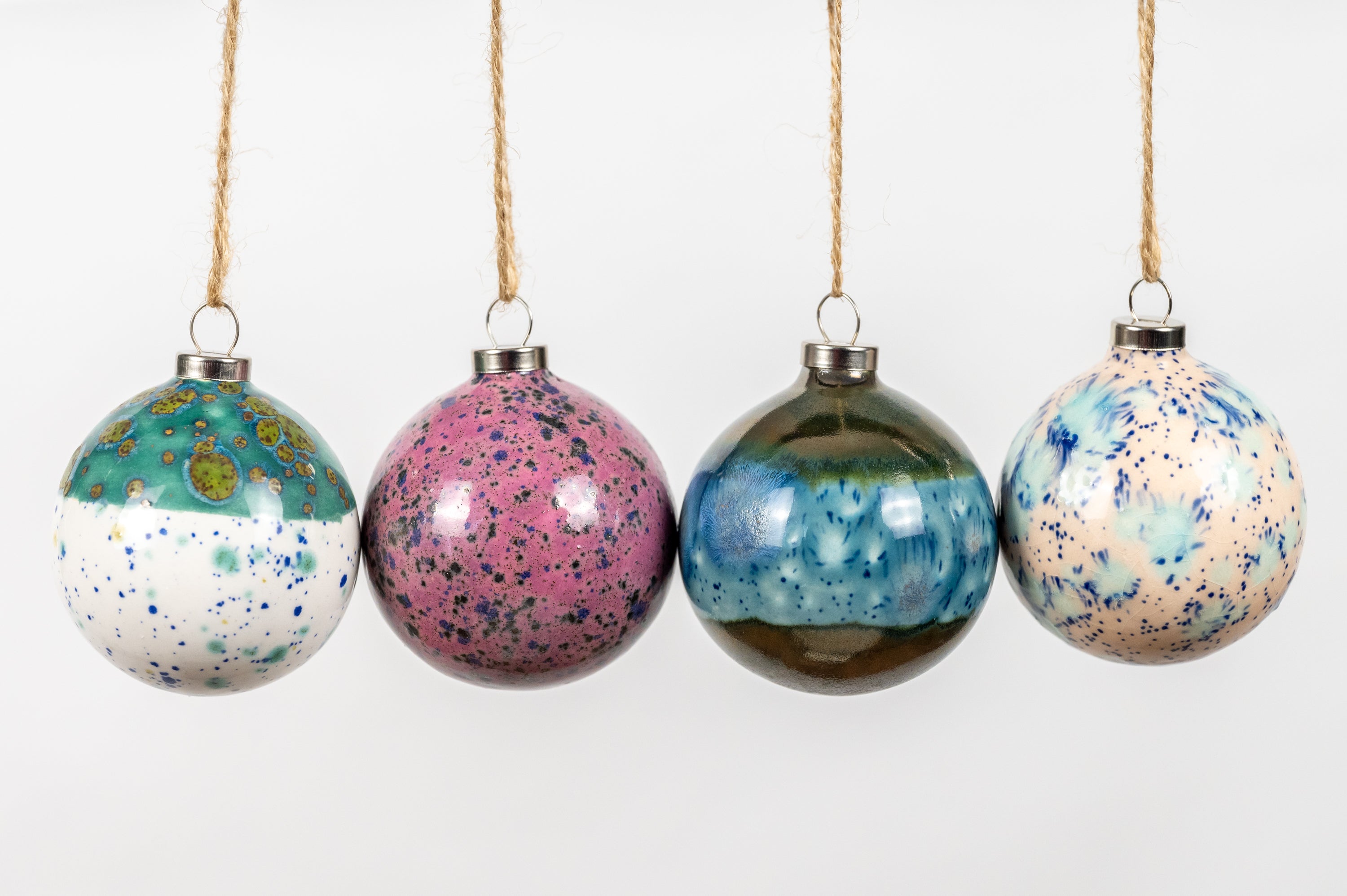 Pink, Blue, Turquoise & Cream Set of 4 baubles | Round Shape