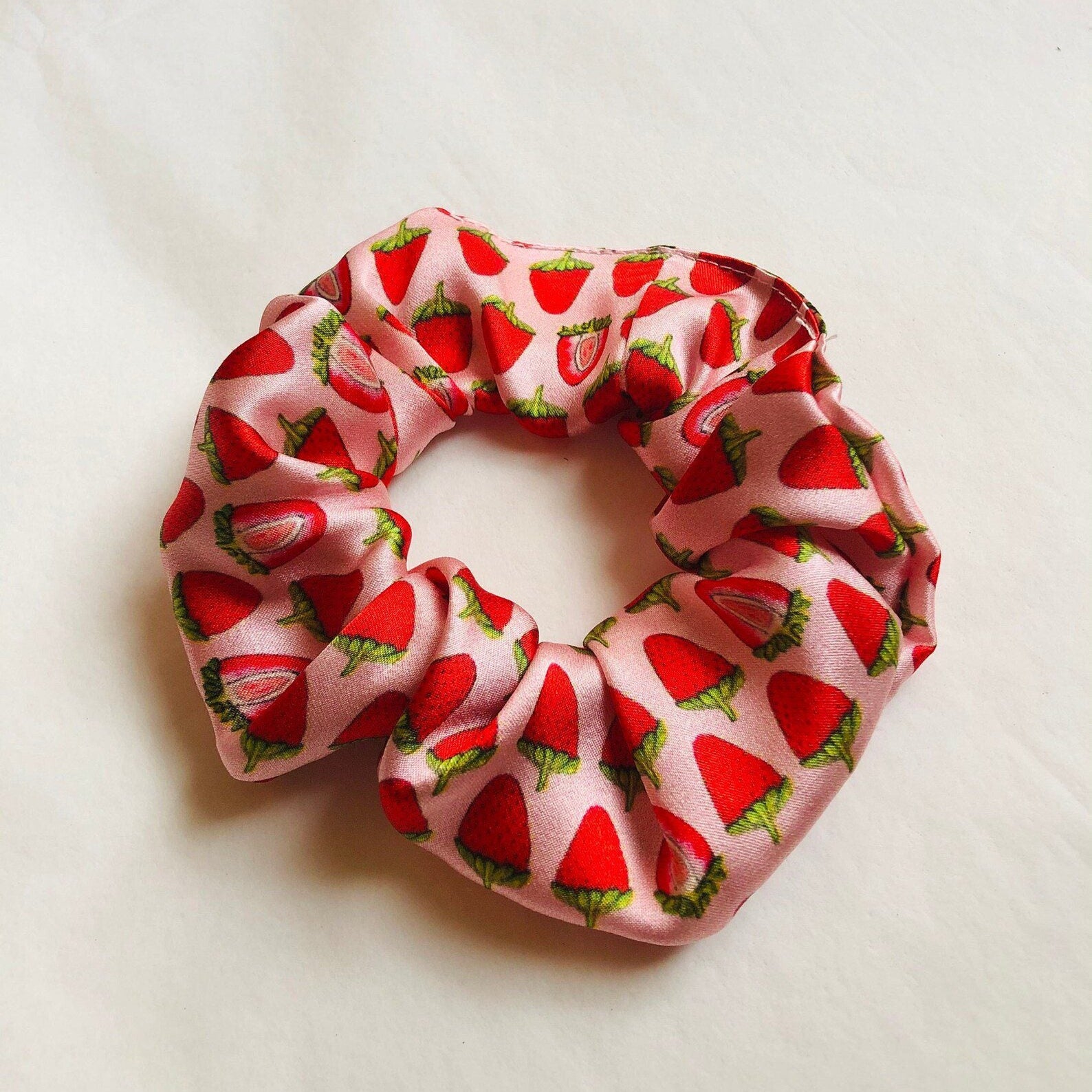 Pink Strawberry scrunchie | Edenah