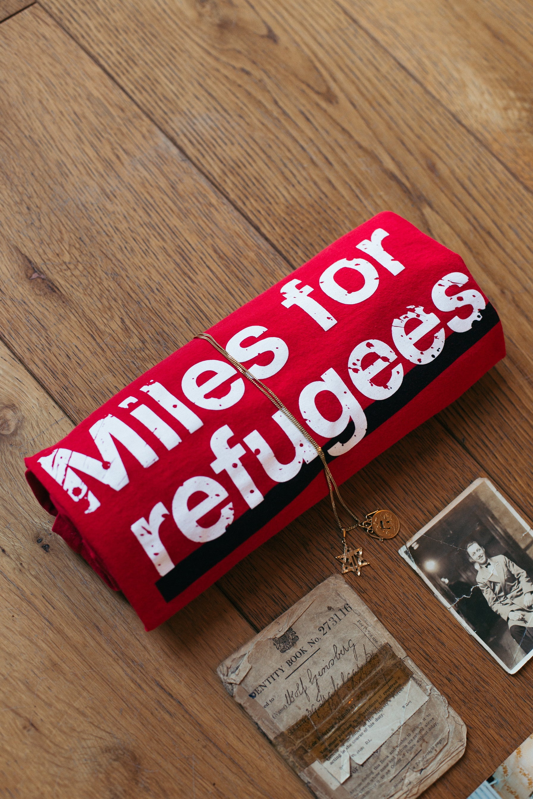Miles for refugees- Casual t-shirt
